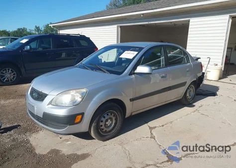 2008 Kia Rio z USA, uszkodzony, nr VIN KNADE123286312732